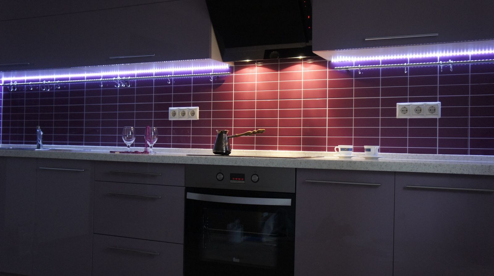 Освещение кухни светодиодной лентой
