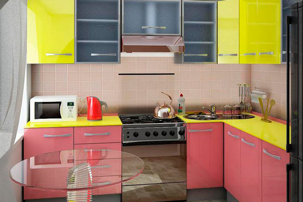 Цветная малогабаритная кухня из МДФ 